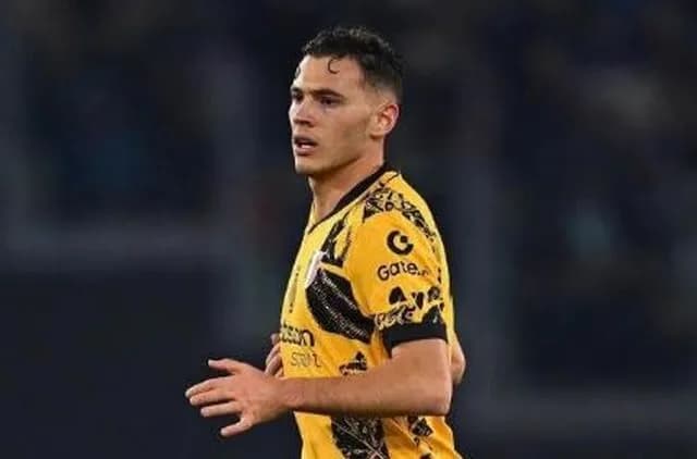 Kristjan Asllani drejt Emirateve, arrihet marrëveshja me Interin për huazim