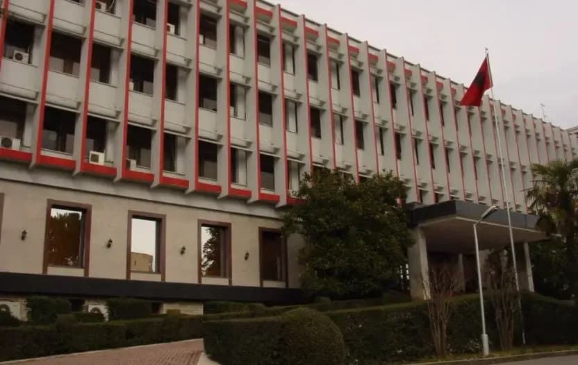 Kthehen nga Siria 5 shtetas shqiptarë, mes tyre gra dhe fëmijë
