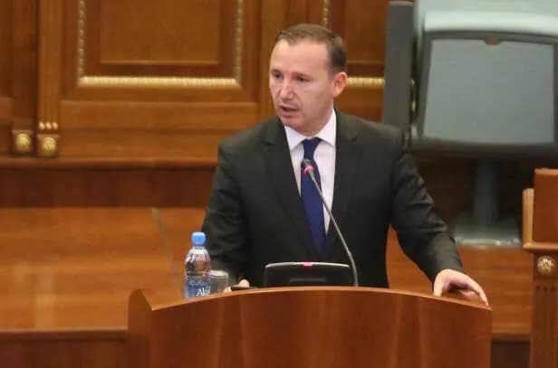Zemaj akuzon VV-në: Rrëshqitje në anarki dhe kapje të shtetit