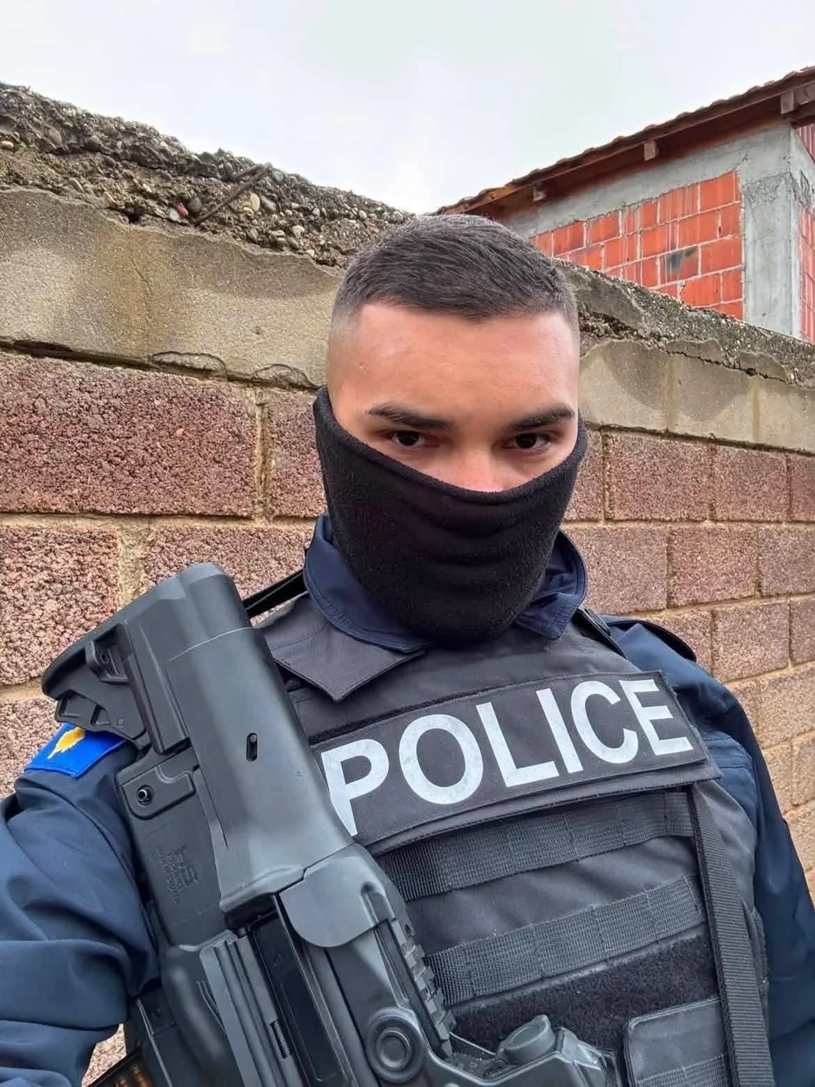 Vdiq në krye të detyrës, sot homazhe për policin Altin Kryeziu në Malishevë