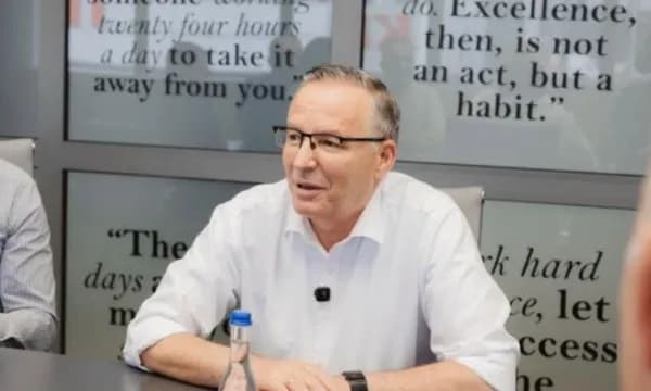 Hamza mbështet Marshin për Liri më 12 shtator: Të bashkohemi në Prishtinë, Kosova do ta mbrojë të vërtetën e saj