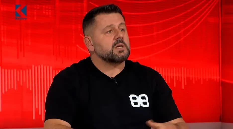 “Ka dhënë informata për Serbinë”, Bekë Berisha i ka disa fjalë për Skender Llugiqin