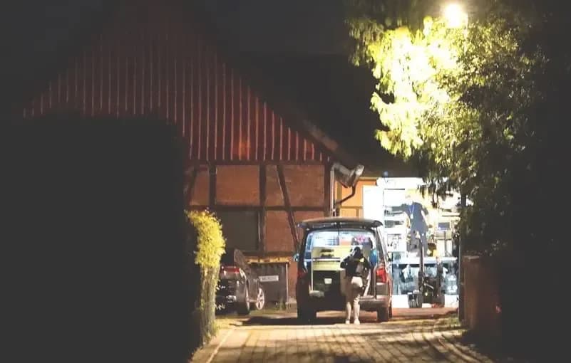 Gjermani: Fshatari zbulon bombë aktive në veturë