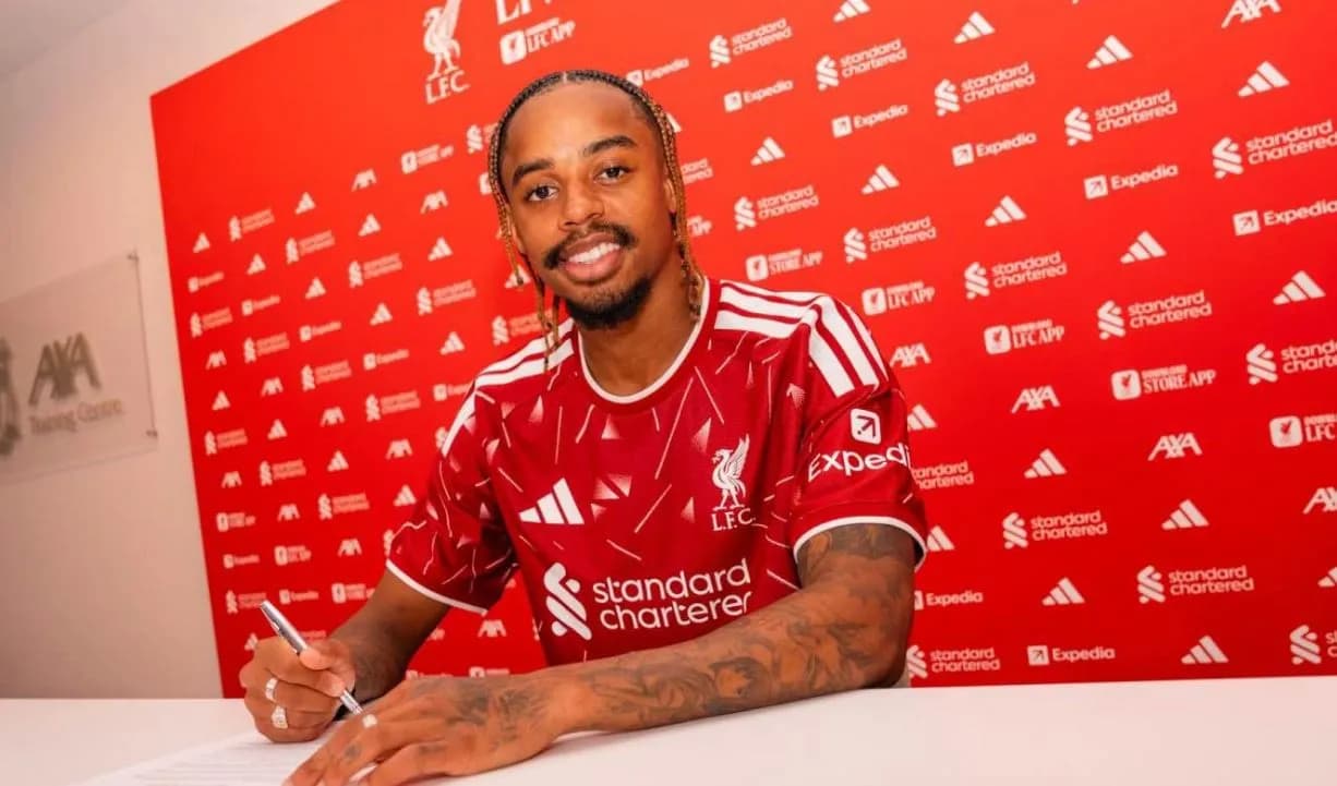 Zyrtare: Bradley Barcola largohet nga PSG, prezantohet te Liverpooli