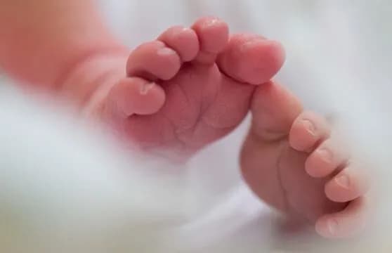 Këta janë emrat më të popullarizuar për foshnjat në Zvicër – mes tyre edhe dy emra shqiptarë