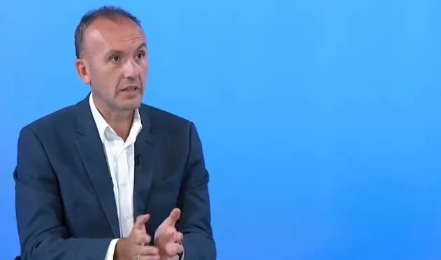 “Kurti po i shmanget Kuvendit”, Mustafa: Duhet të heqë dorë nga bllokada