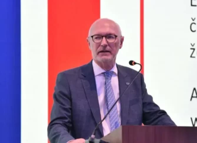 ​Olivier Guerot largohet nga Kosova pas katër vitesh si ambasador i Francës