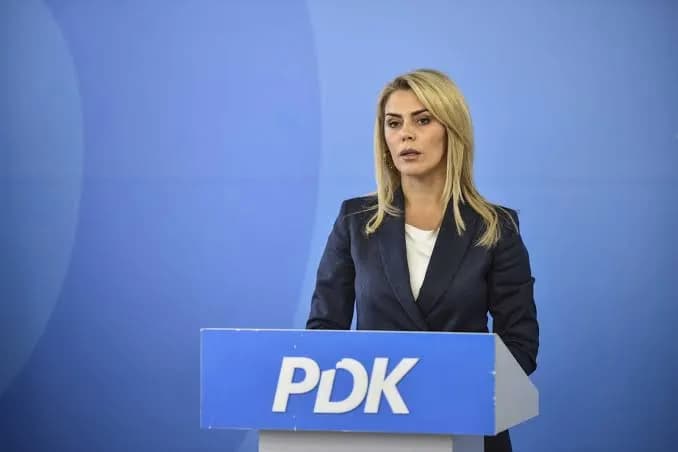 Deliu-Kodra: Qeveria e dorëhequr po merr vendime, kjo e çon Kosovën drejt anarkisë totale