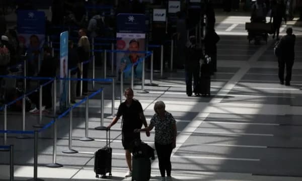 Gjykata amerikane rrëzon vendimin e Trump për bllokimin e vizave për 75 shtete, mes tyre Kosovën e Shqipërinë