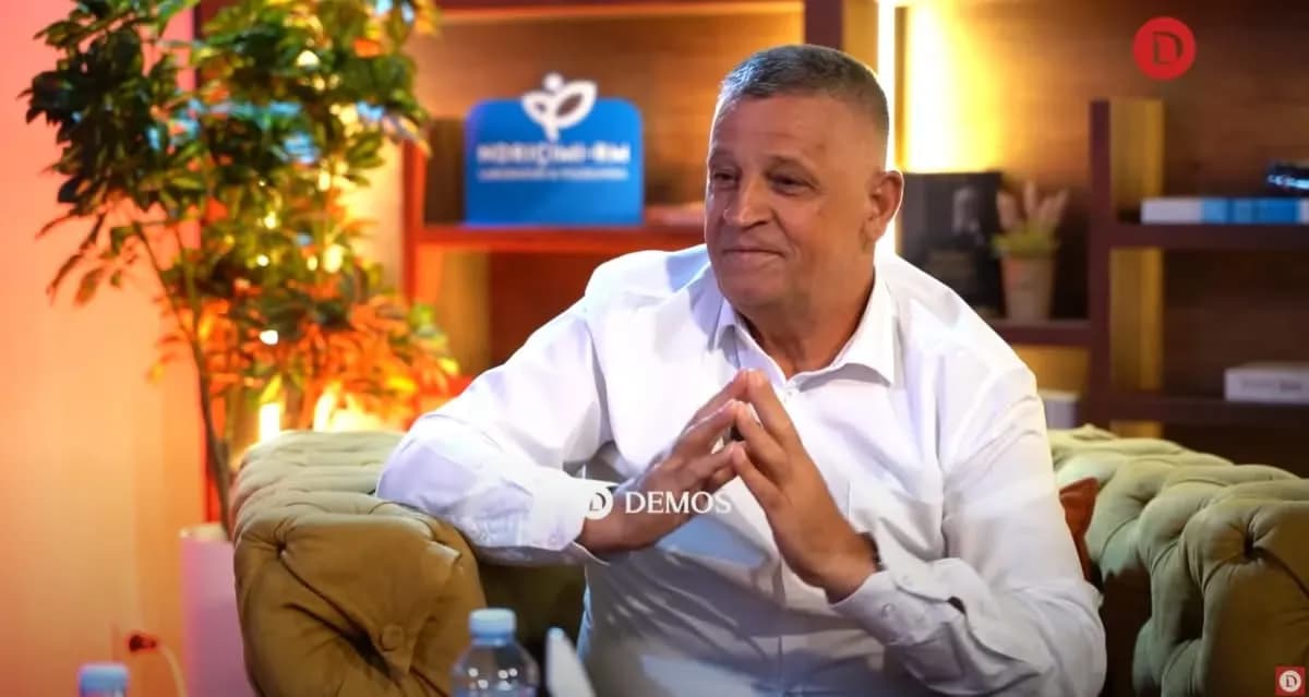 “Phu, marrja dhe faqja e zezë ju qoftë!”, Nasim Haradinaj: Para hundëve jua amnistojnë Radojçiqin, e Ramushin jua pushkatojnë