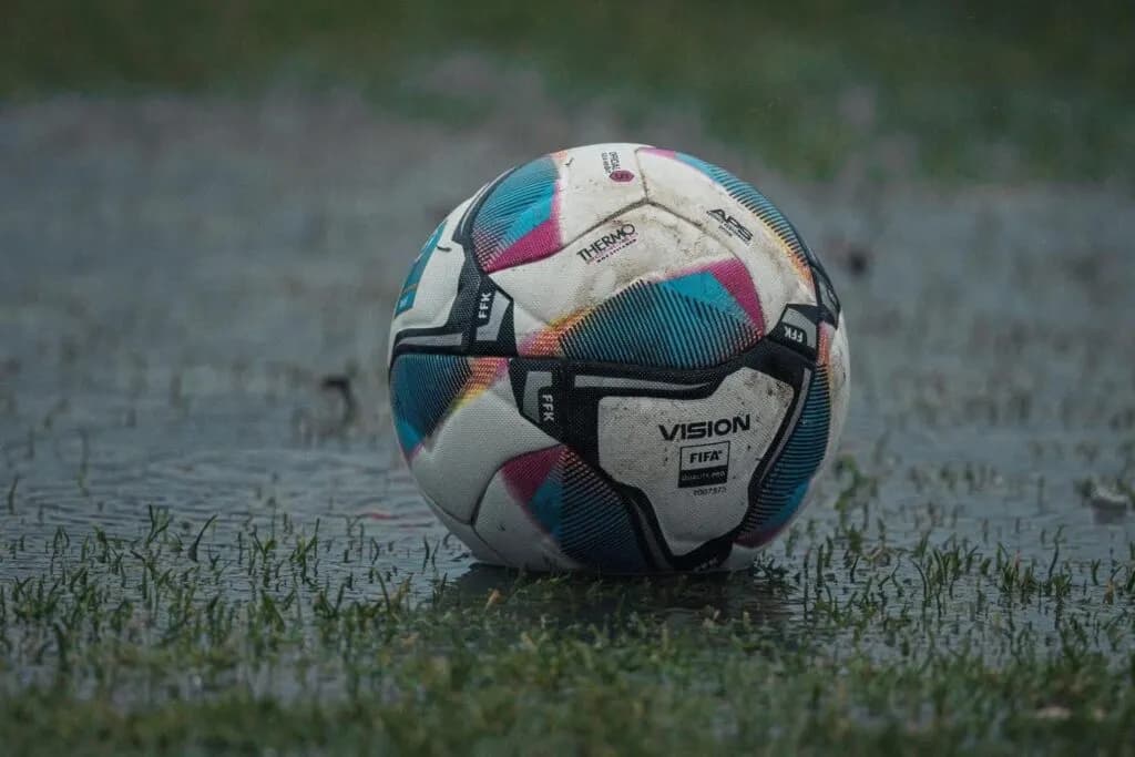 Vazhdojnë ndeshjet e Superligës, vëmendja e madhe në kryeqytet