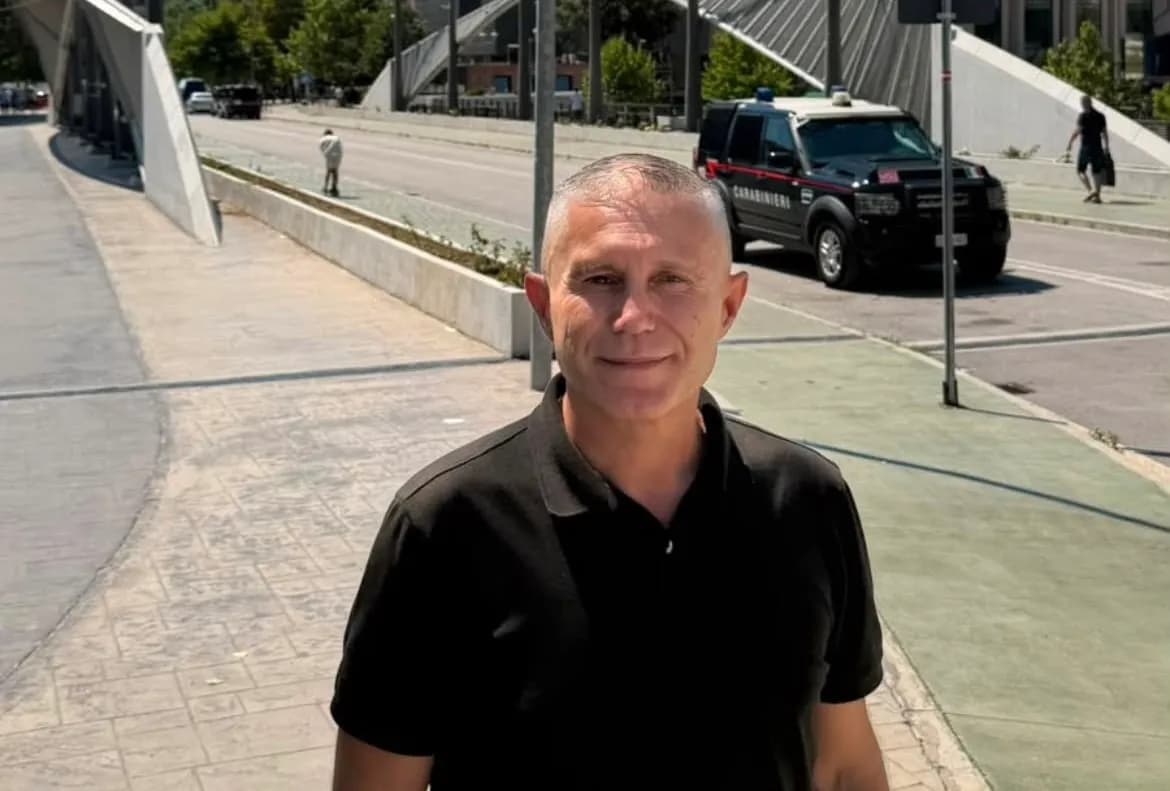 parëBurim Ramadani kërkon largimin e pranisë statike të KFOR-it nga ura e Mitrovicës