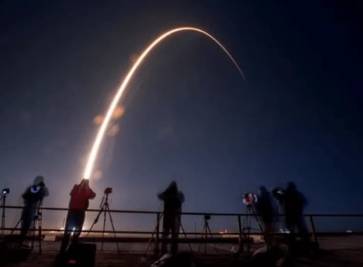 Një pjesë e raketës SpaceX dyshohet se është përplasur me Hënën, reagon NASA