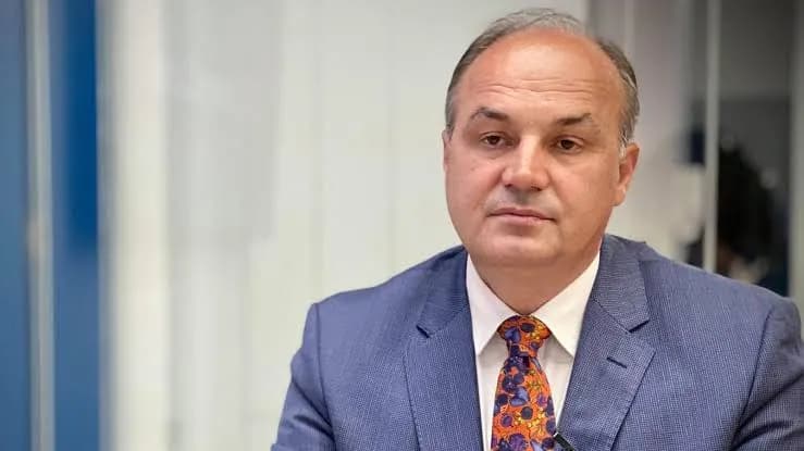 “Qe dy vjet s’ka mbikëqyrje”, Hoxhaj: Partia në pushtet po do t’i ikë kontrollit parlamentare