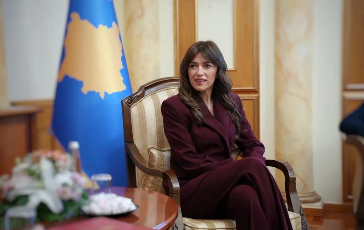 Haxhiu fton liderët e partivë politike në takim