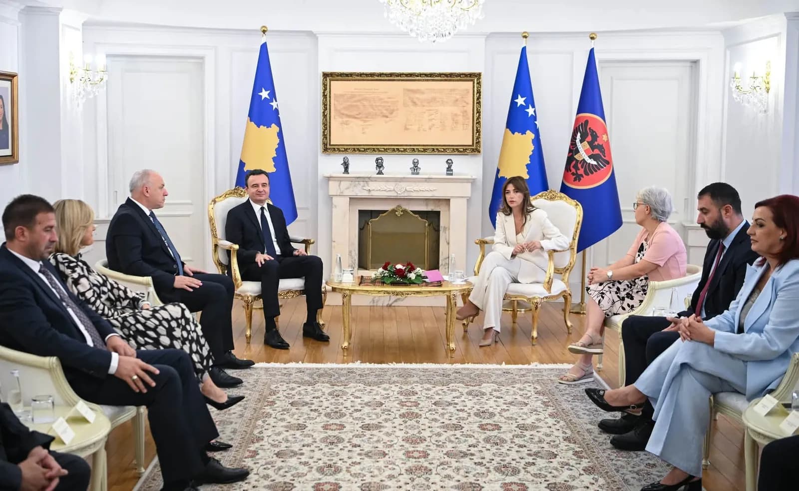 Haxhiu: Refuzimi i takimeve s’është rrugë drejt marrëveshjes, të kontribuojmë për president konsesual