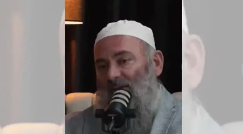 U shpall ‘non grata’ nga Shqipëria, reagon Hoxha: Kam qenë pjesë e luftës në Kosovë!