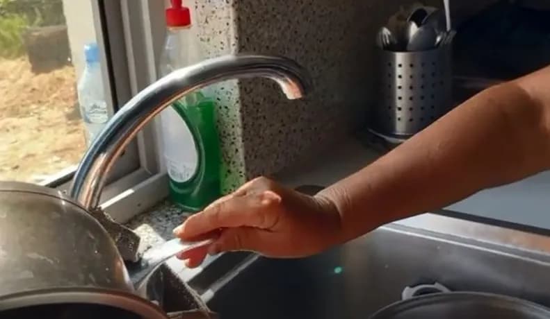 Raushiqi i Pejës tash katër ditë pa ujë të pijshëm, banorët kërkojnë zgjidhje