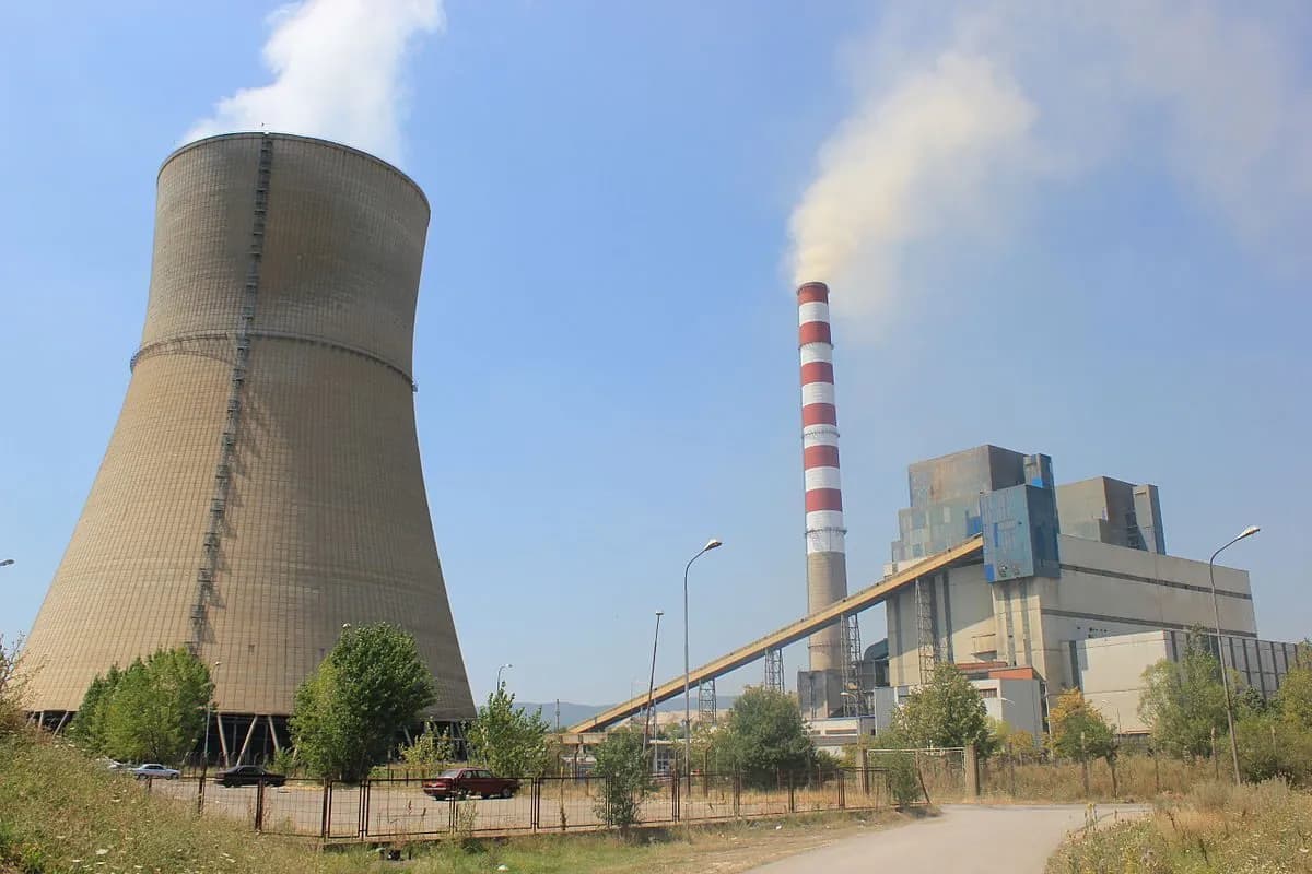 Njësia A4 e KEK-ut ndalet për shkak të parregullsive teknike, pritet rikthimi në operim