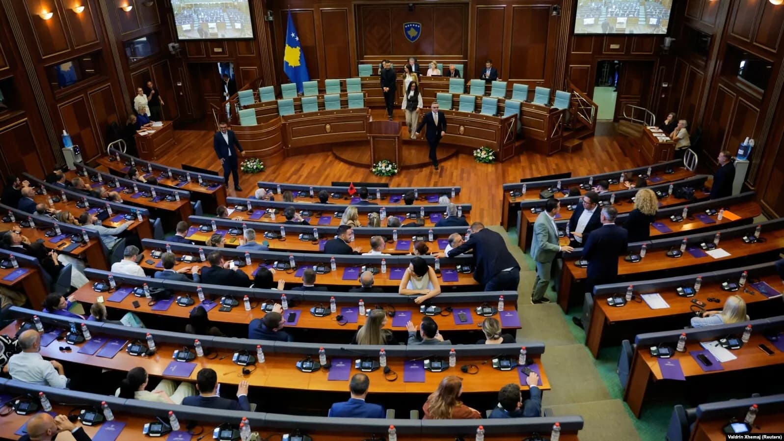 A mund ta zhbllokojë Gjykata Kushtetuese ngërçin në Kuvend?