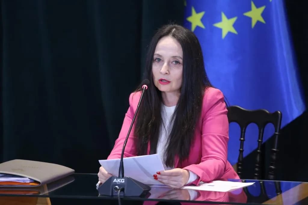 Ministrja shqiptare, homologut serb për Ibrin: Lumi dhe historia rrjedhin përpara