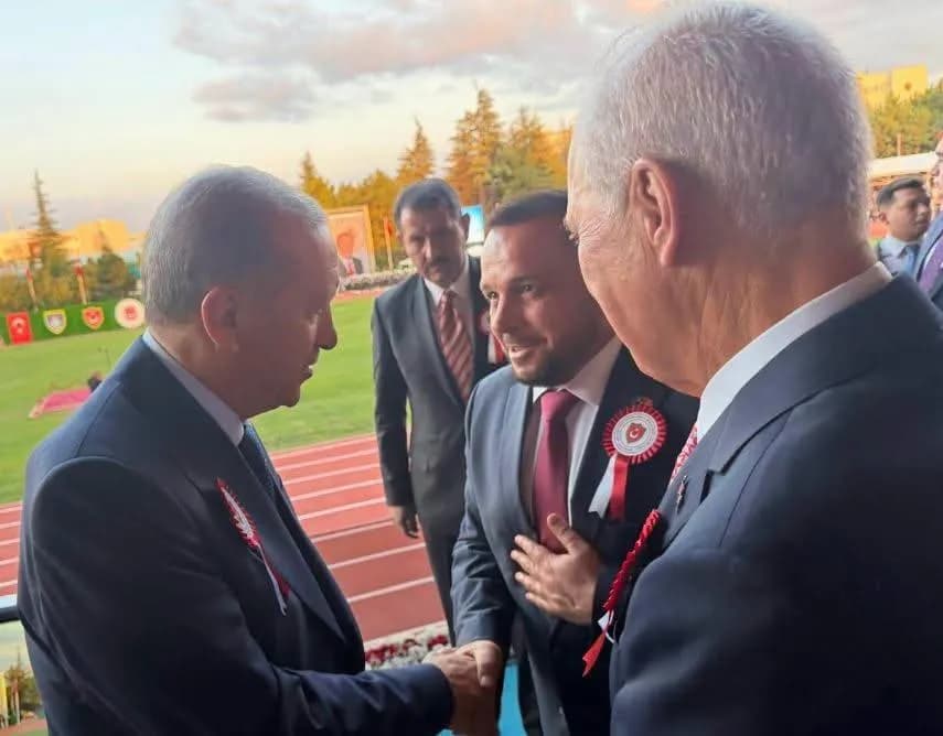 Maqedonci takohet me presidentin Erdogan në Turqi