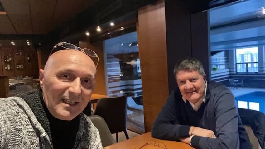 Pse kontaktoi me Fatmir Shehollin? – Flet Zeka