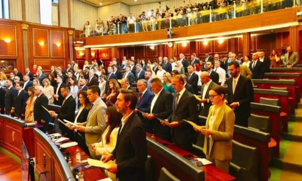 PDK i dërgon sërish letër Deharit: Thirre vazhdimin e seancës për nesër, mosrespektimi i procedurave po e thellon situatën