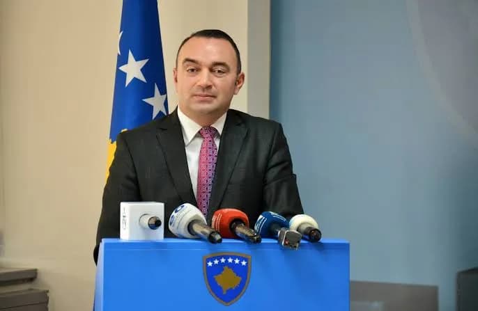 “Kosova e mbytur nga importi”, Rafuna: Institucionet po prishin imazhin e prodhimeve të qumështit