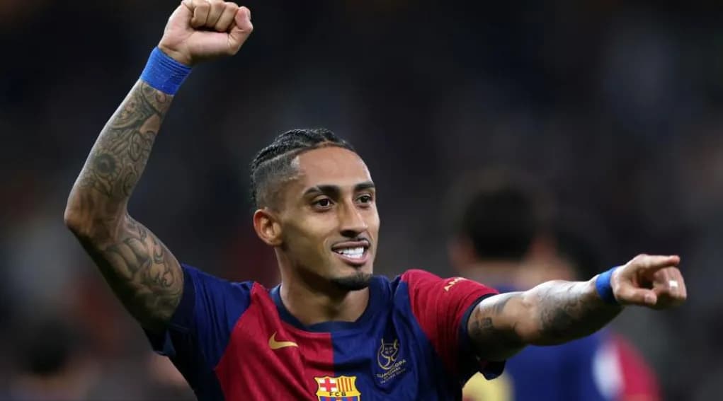 Raphinha merr fjalën si kapiten i ri i Barcelonës dhe premton trofe