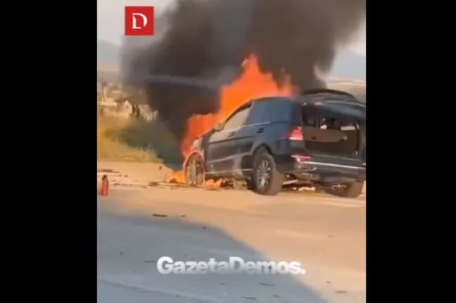 Përfshihet nga flakët një veturë në Sllatinë