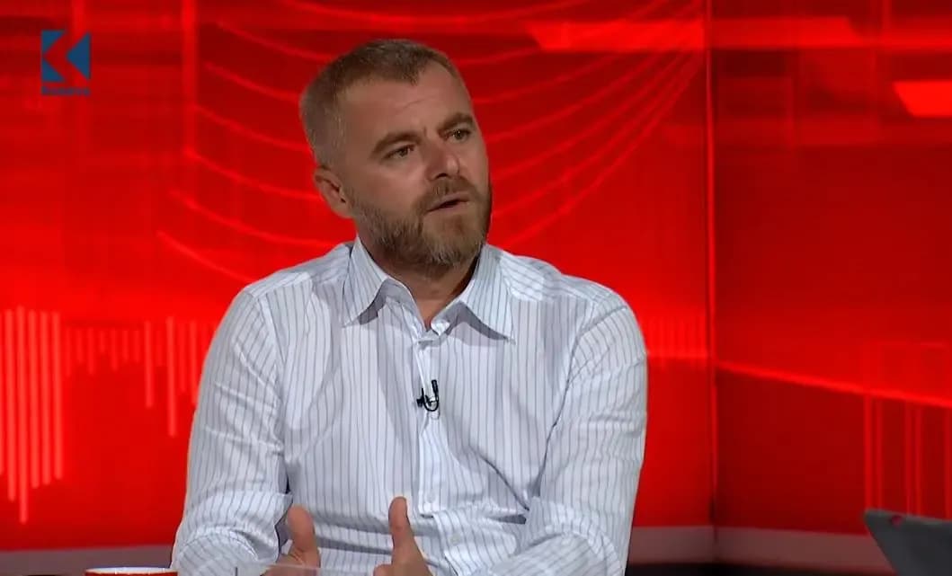 Tasholli thotë se vendimi i Hagës e goditi shtetësinë e Kosovës