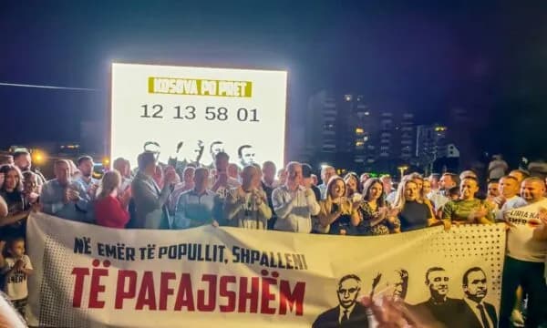 Në Drenas filloi “Ora e Pritjes”, ora e lirisë për çlirimtarët