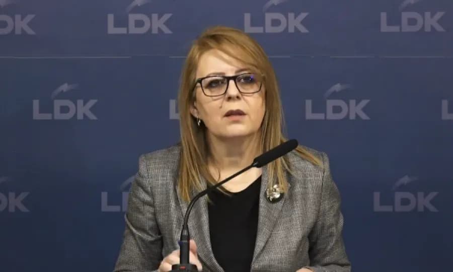 Bajrami: Gjithmonë krenare me UÇK-në