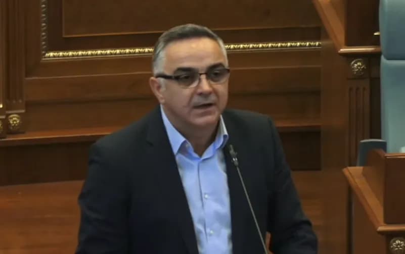 Një javë nga dënimi i ish-krerëve të UÇK-së, Tahiri kritikon Kuvendin: Ende nuk ka një rezolutë që thërret për drejtësi