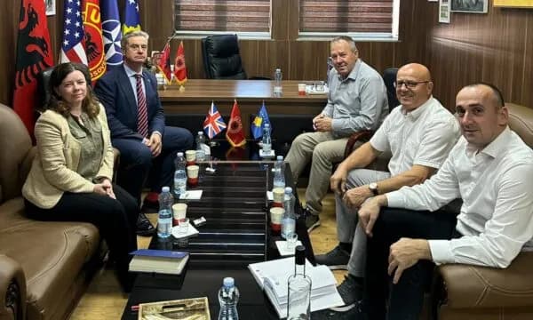 Ambasadori britanik te OVL e UÇK, veteranët: Takimet e tilla të rëndësishme për të përcjell zërin tonë te miqtë dhe partnerët
