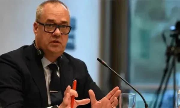Cadman për deklaratat e Vuçiqit: Nëse ka pasur informacion për aktgjykimin, duhet të ketë hetim