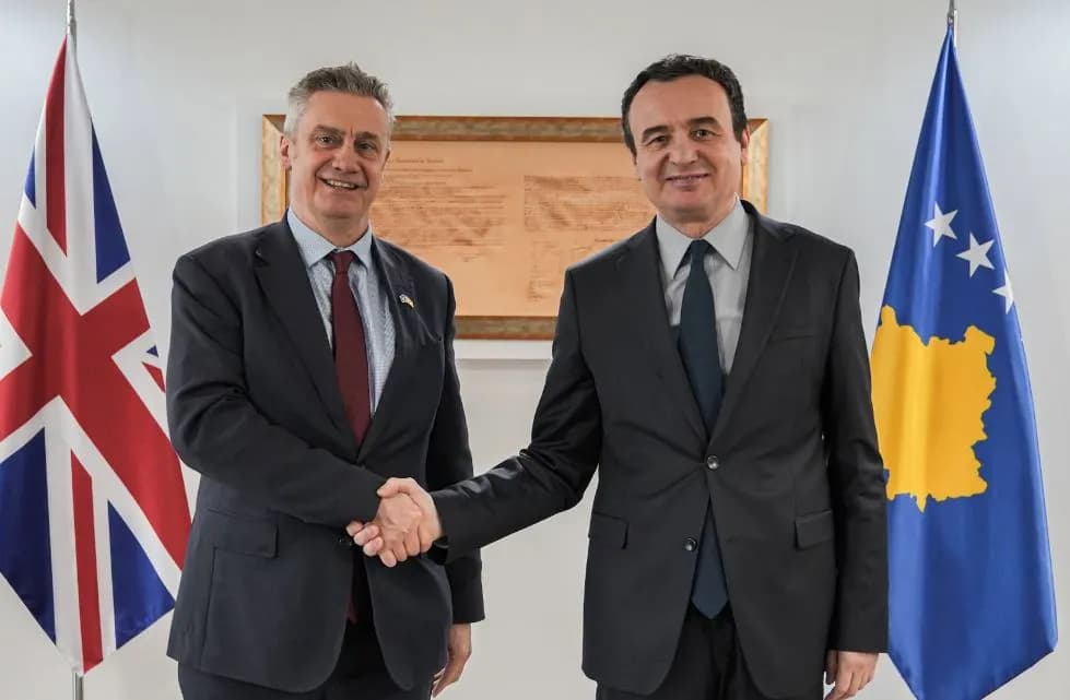 Hargreaves e uron për mandatin Kurtin dhe flet për çështjen e presidentit