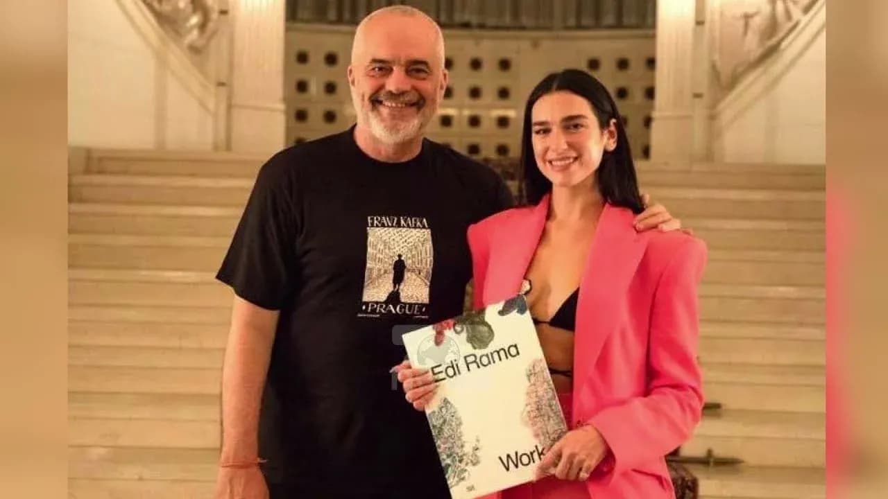 “Dua e do protestën, unë dua Dua Lipën”, Rama nga Brukseli: Ajo është këngëtare, jo Papa