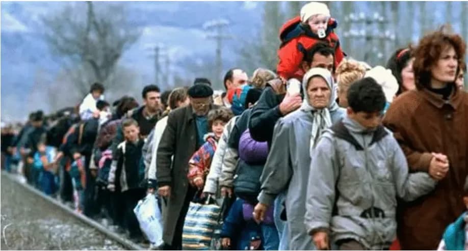 Seancë gjyqësore ndaj 21 të akuzuarve: Dëbuan mbi 800 mijë shqiptarë nga Kosova