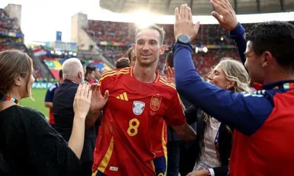 Fabian Ruiz ia ‘shtron rrugën’ vetës për Topin e Artë: Sa i përket trofeve, askush s’ka pasur sezon më të mirë se unë
