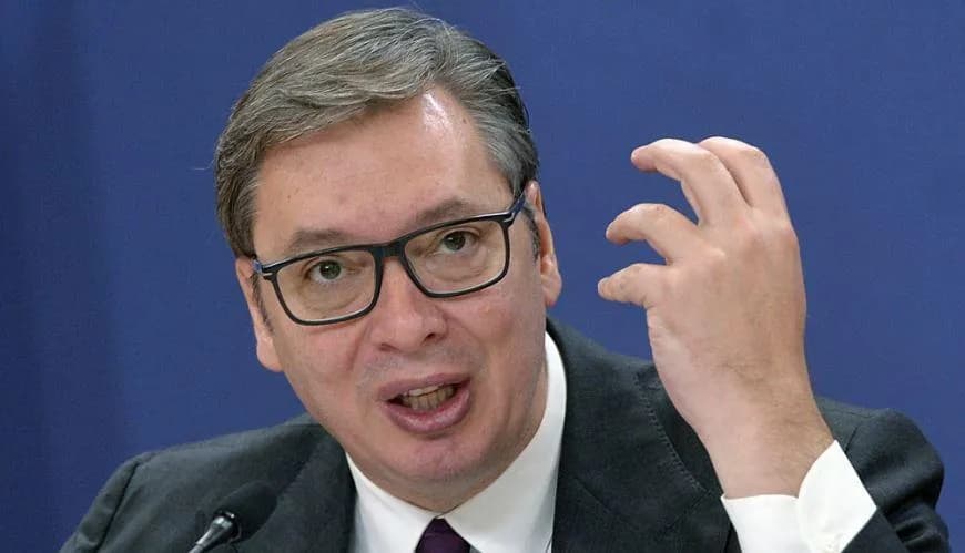 Vuçiq: Në bazë të informacioneve të mija, Thaçi do të lirohet nga akuzat për krime, do të dënohet vetëm për pengim drejtësie