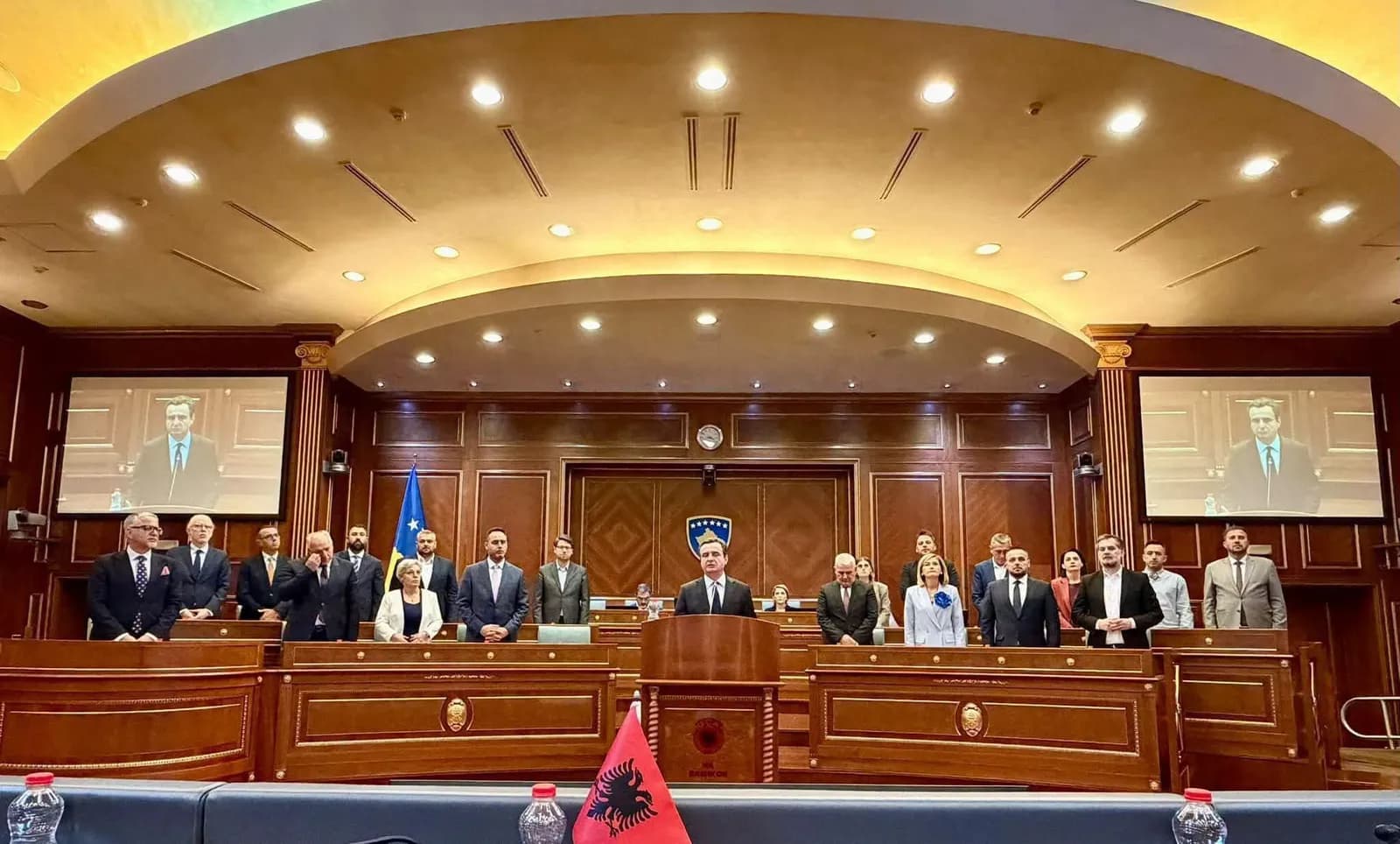 Kushtetuesja “udhëzon” deputetët: Jepjani popullit një President përfaqësues e simbol të unitetit