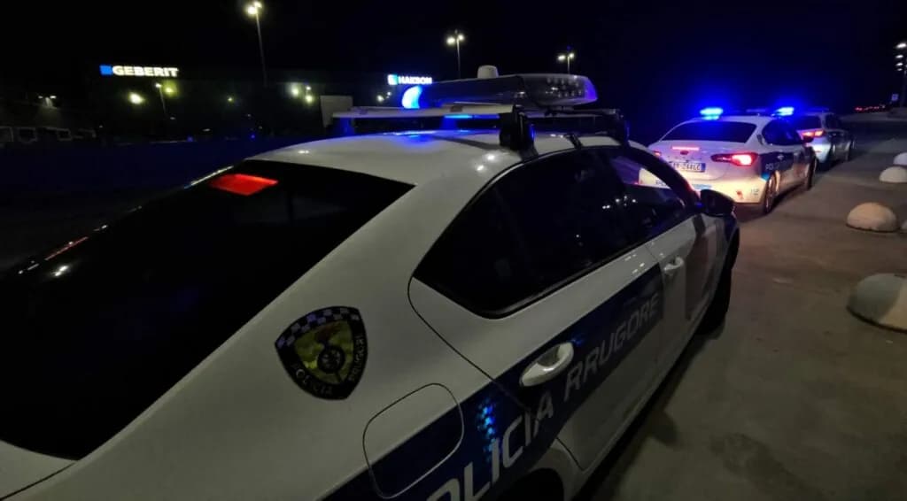 Konflikt mes dy vëllezërve në Korçë, një i plagosur me sëpatë