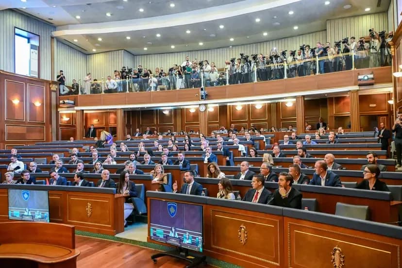 Kuvendi mblidhet sot, nënkryetarët në rend dite