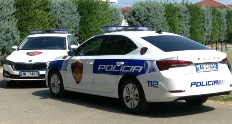 Me kokainë, kanabis dhe municione në makinë, arrestohet 27-vjeçari në Tiranë