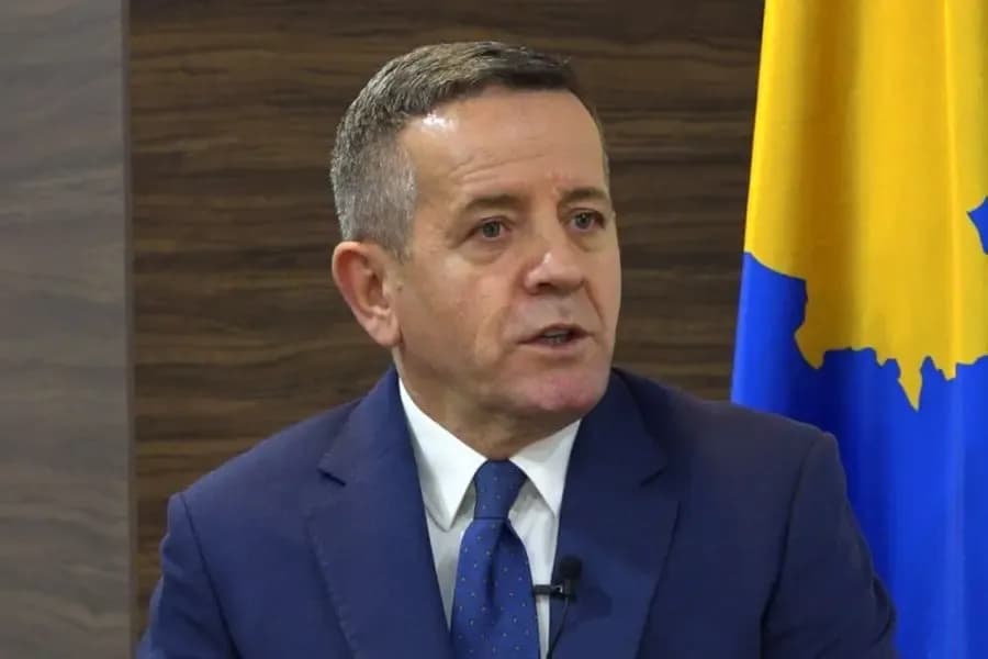 VV dhe PDK bashkë në qeverisje? Rrustem Mustafa vjen me propozimin e papritur për “Koalicionin e Madh”