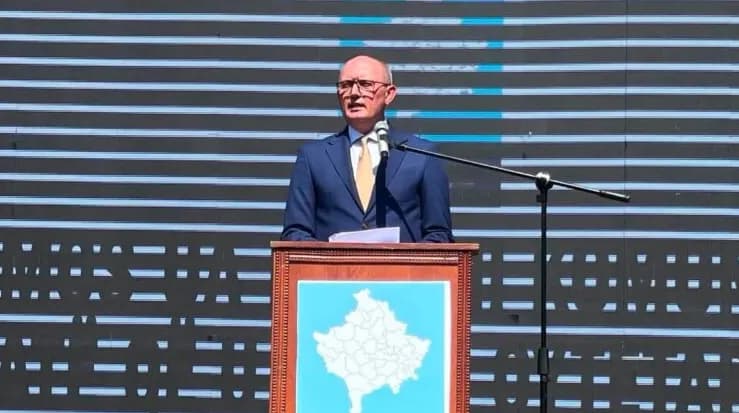Krerët e komunave protestojnë kundër Qeverisë, Latifi kërkon kompensimin e dëmeve