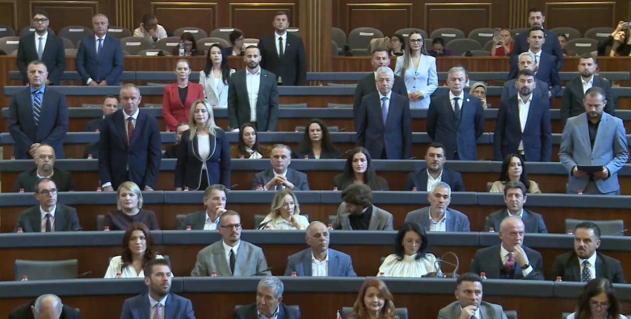 Betohen deputetët e rinj të Kuvendit të Kosovës, i zëvendësojnë ministrat dhe zëvendësministrat