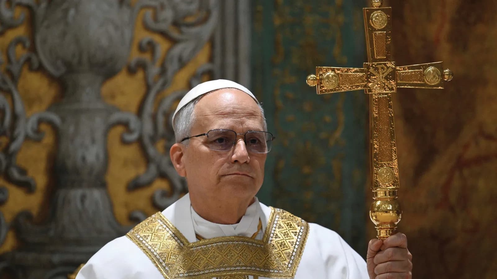 Operoohet Papa Leo XIV, Vatikani del me detaje